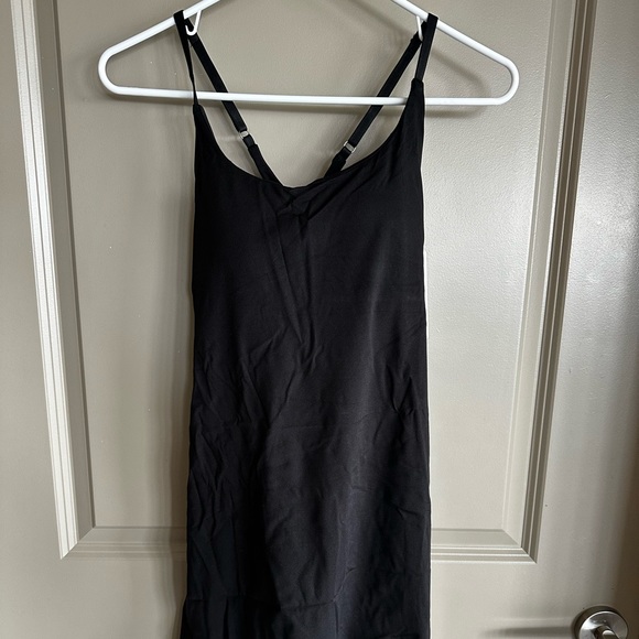Dresses & Skirts - Black athletic dress